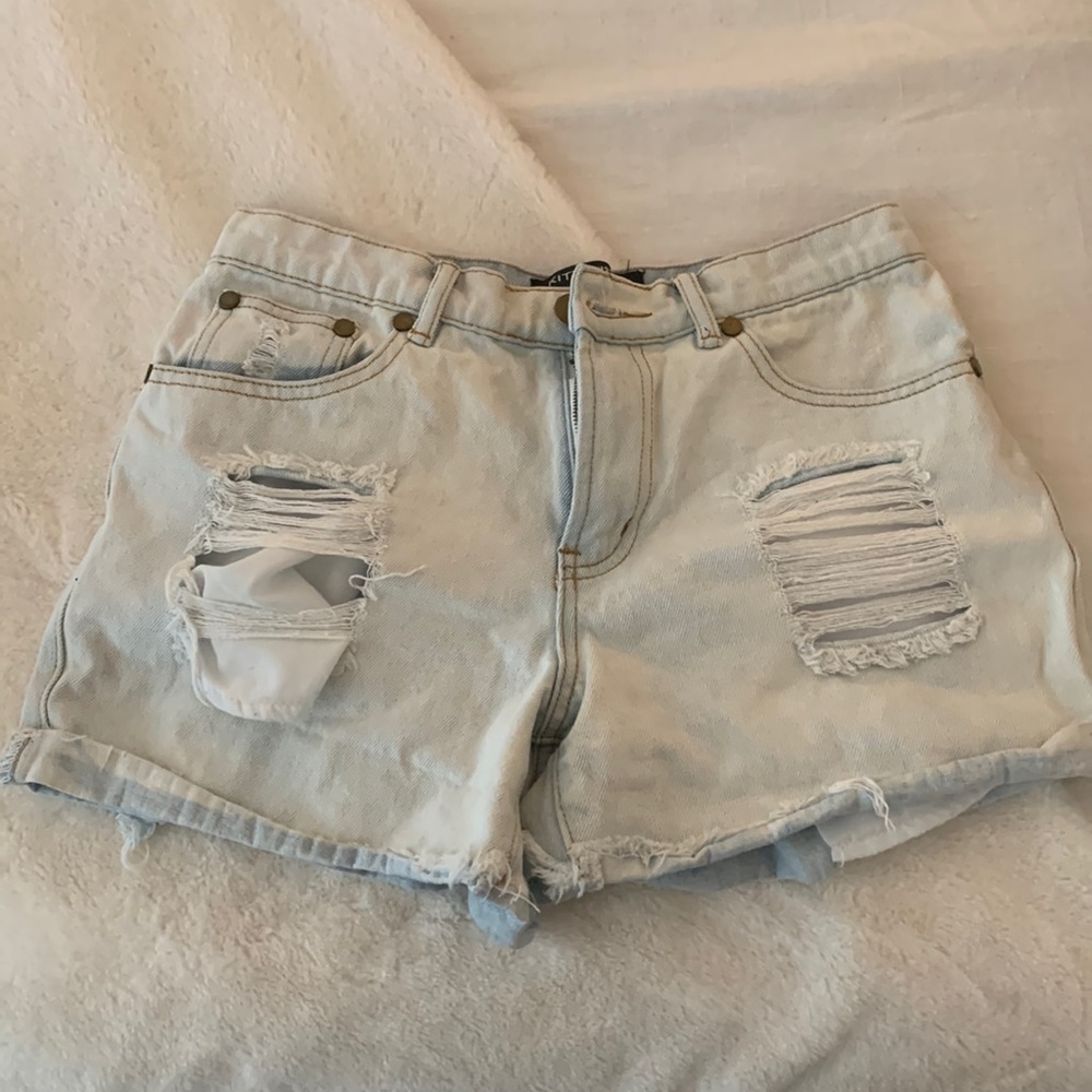 Kittenish jean shorts